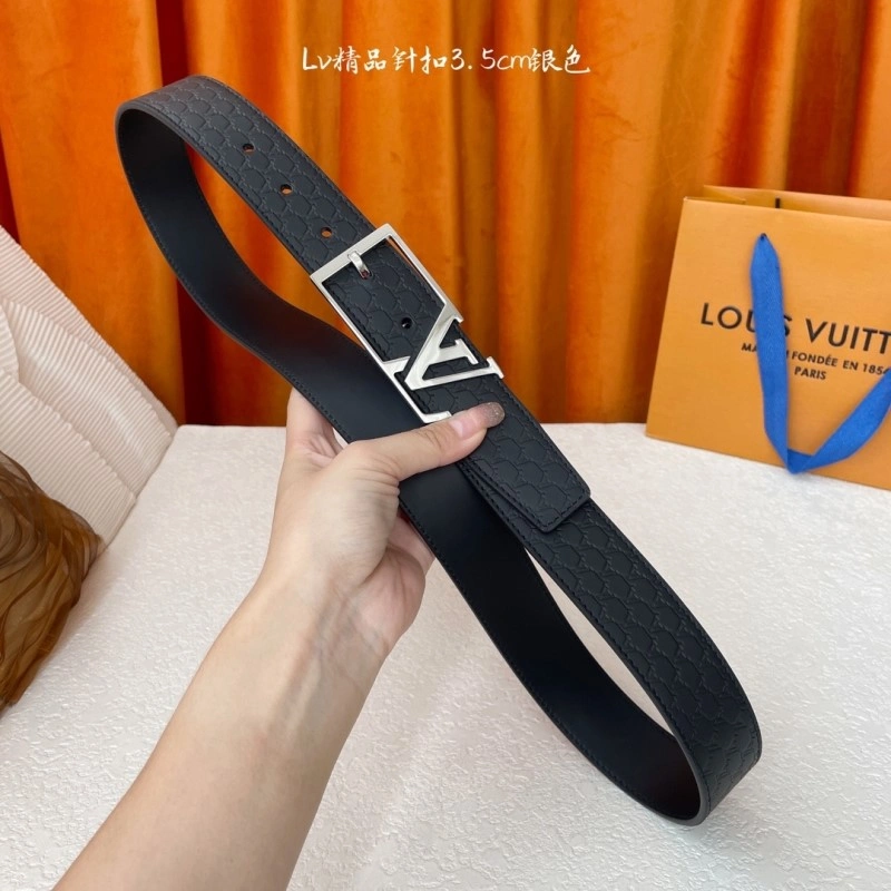 EyeCatching Louis Vuitton Belts 297146