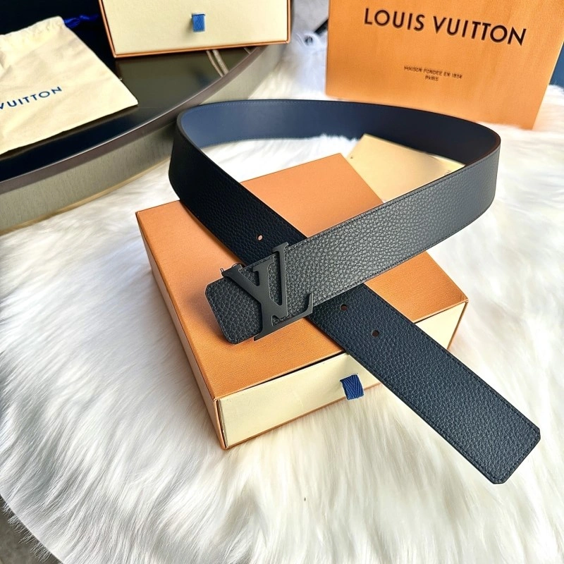 Louis Vuitton Belts Versatile 297128