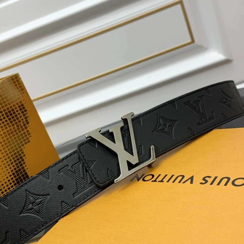 Cozy Louis Vuitton Belts 297085