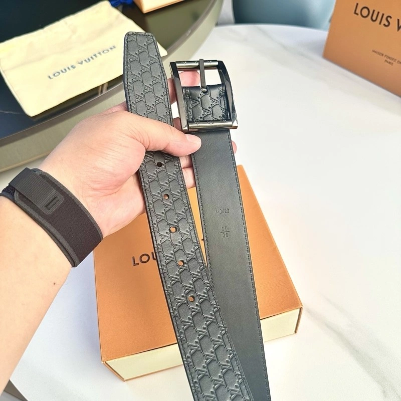 Vibrant Louis Vuitton Belts 297074