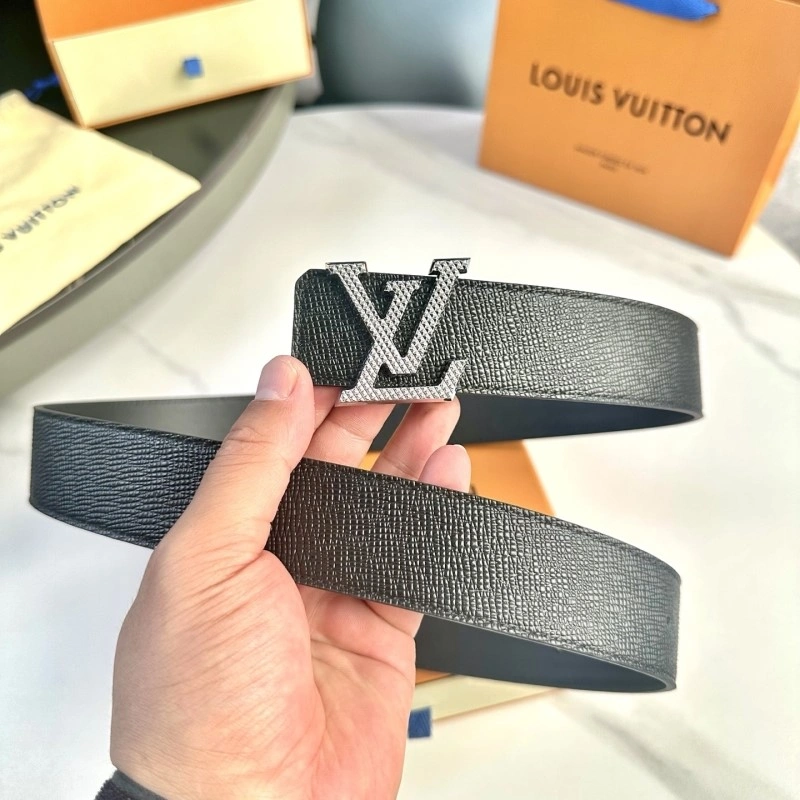 Breathable Louis Vuitton Belts 297056