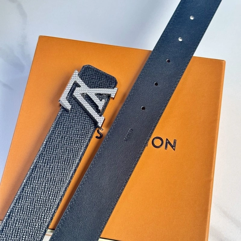 Breathable Louis Vuitton Belts 297056