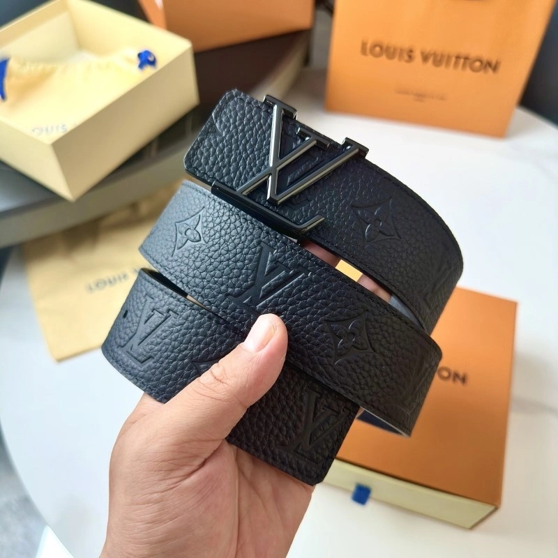 Effortless Louis Vuitton Belts 297070