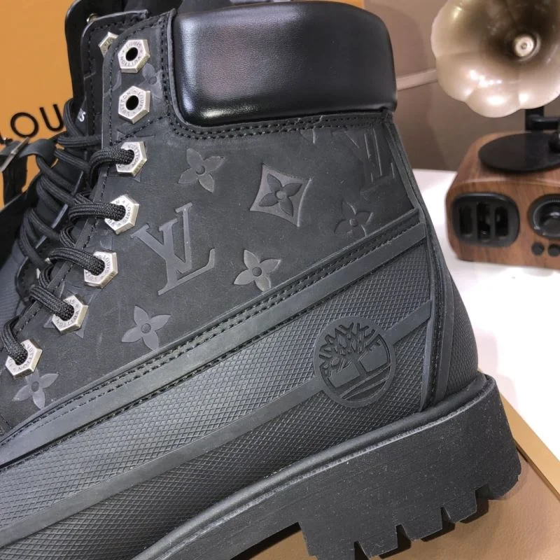 Versatile Louis Vuitton Boots 30879