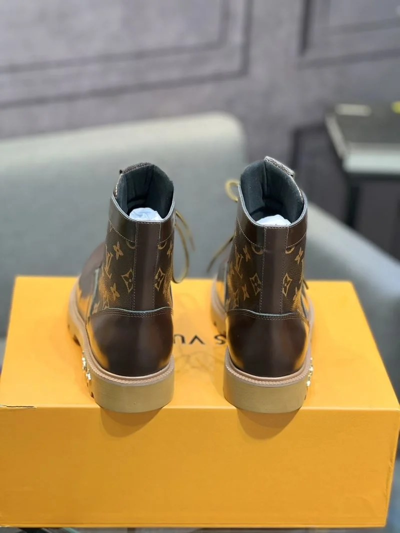 Snug Louis Vuitton Boots 30895