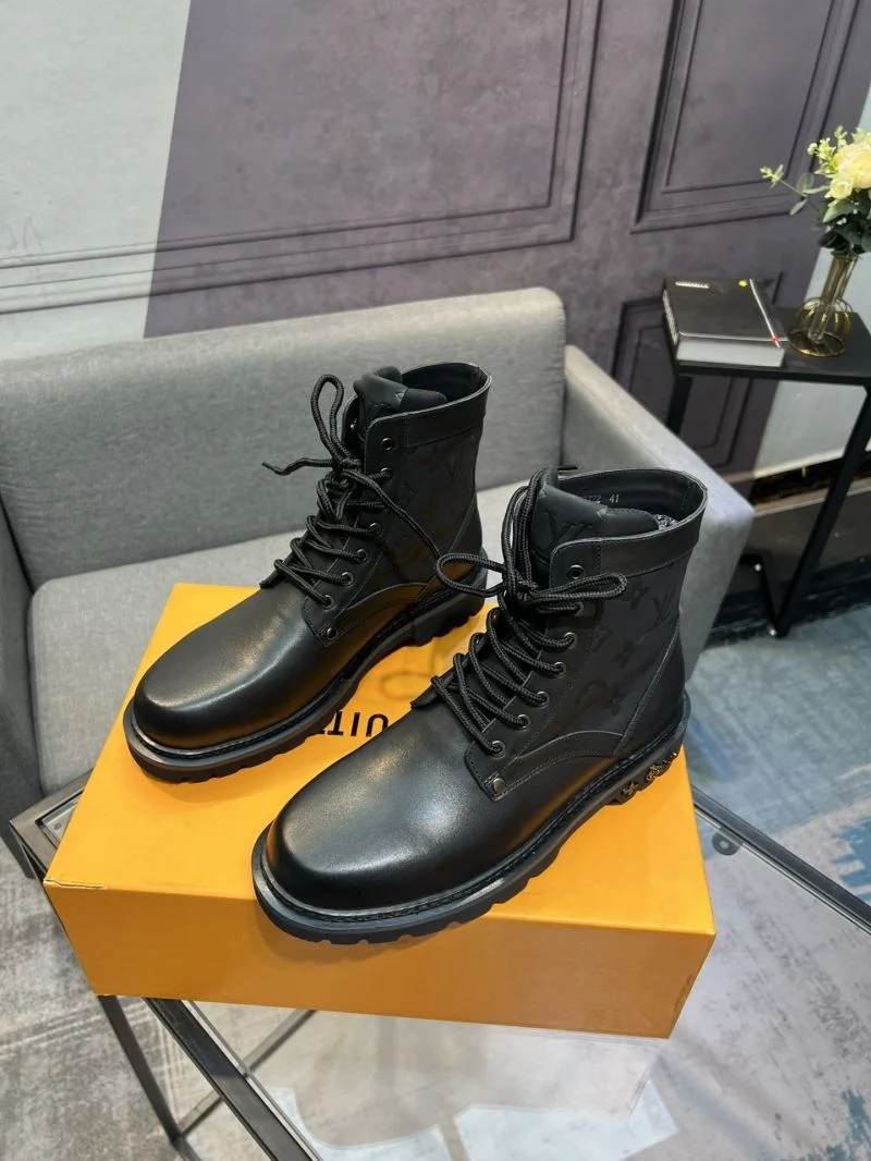 RelaxedFit Louis Vuitton Boots 30898