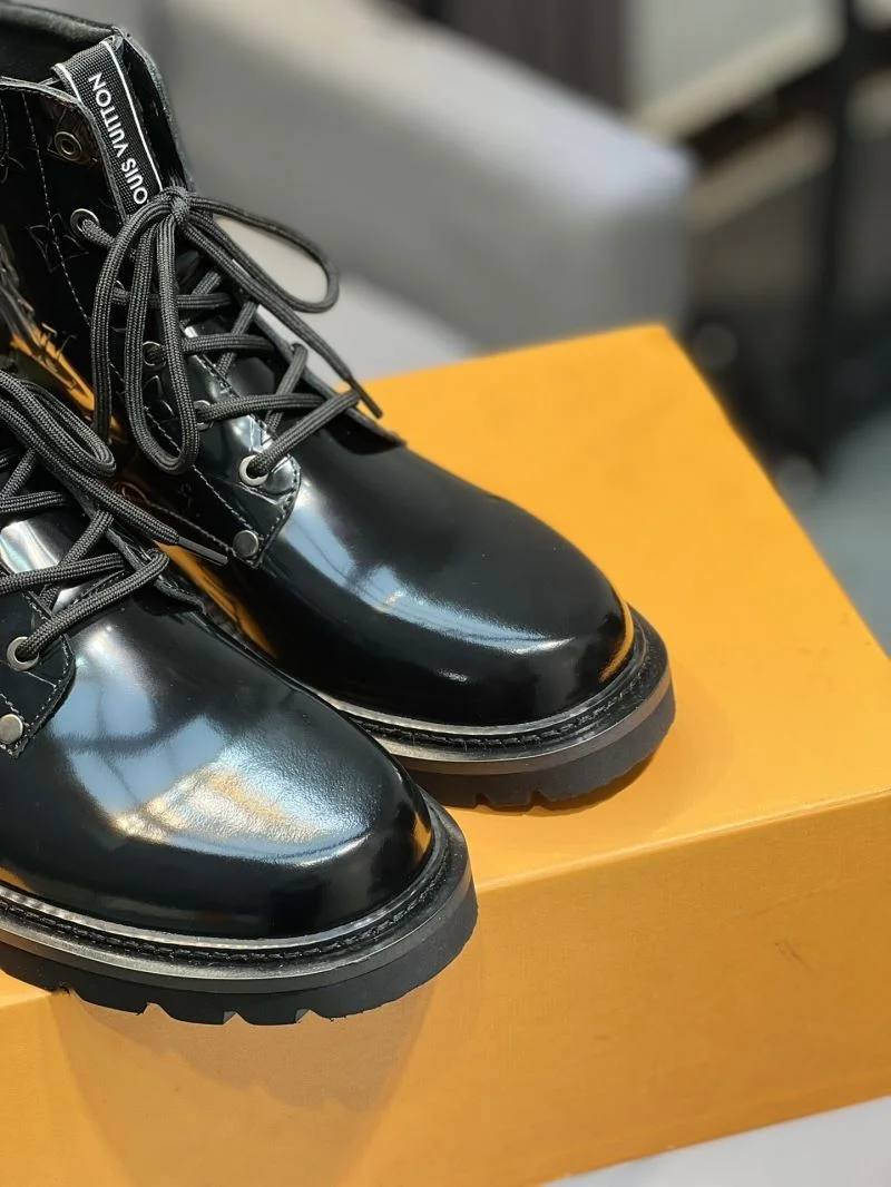 FashionForward Louis Vuitton Boots 30894