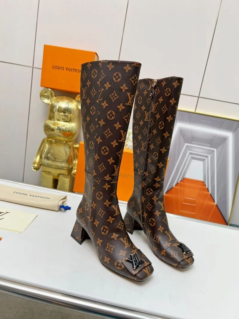 Supportive Louis Vuitton Boots 32422