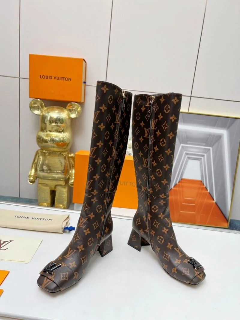 Supportive Louis Vuitton Boots 32422