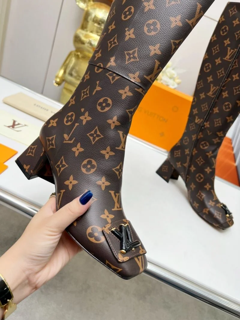 Supportive Louis Vuitton Boots 32422
