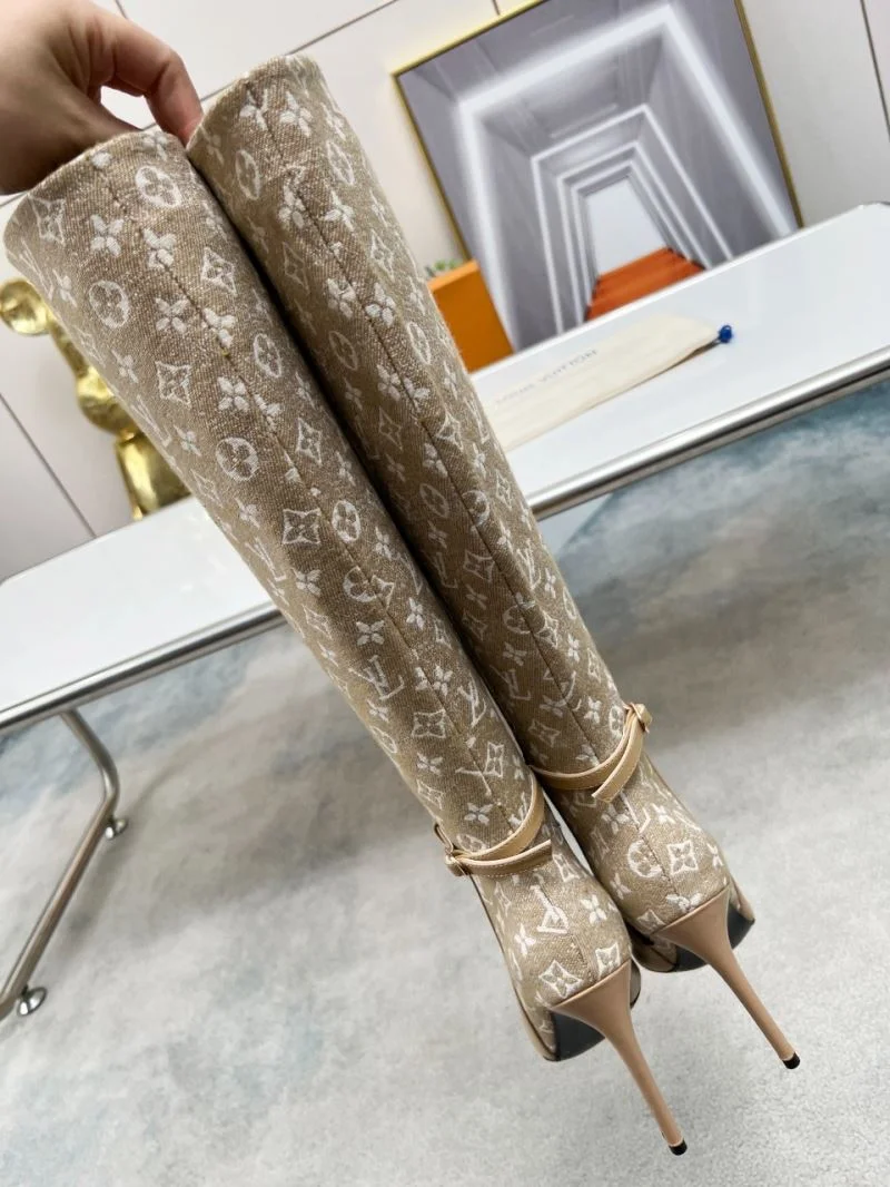 Practical Louis Vuitton Boots 32418