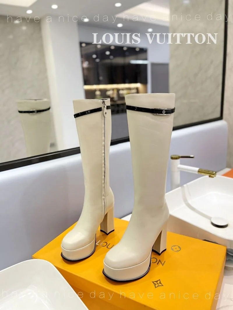 HighPerformance Louis Vuitton Boots 32415