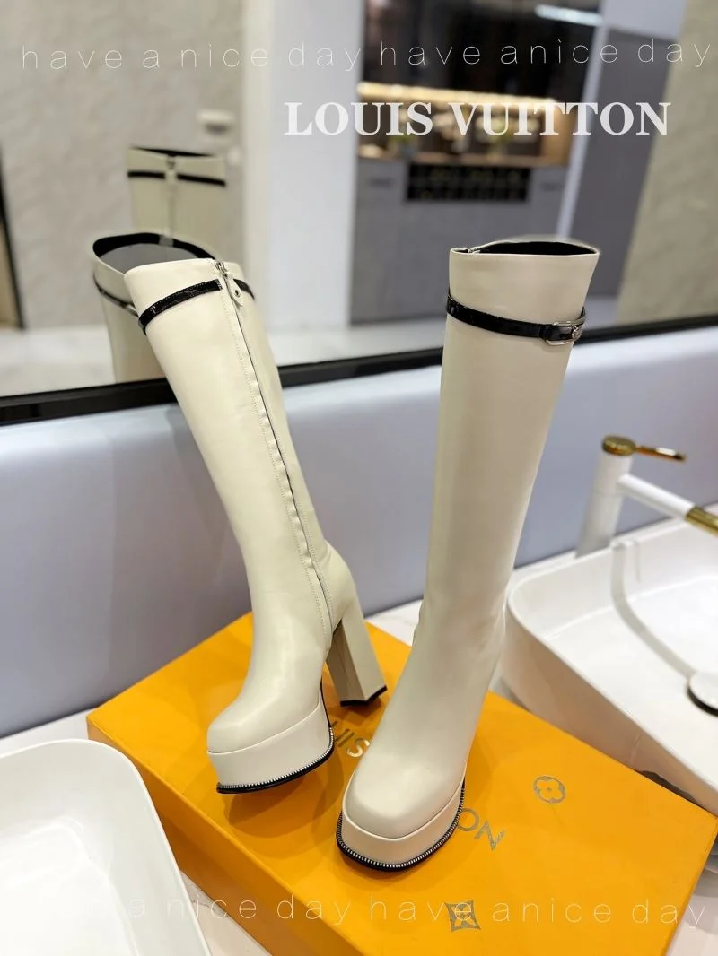 HighPerformance Louis Vuitton Boots 32415