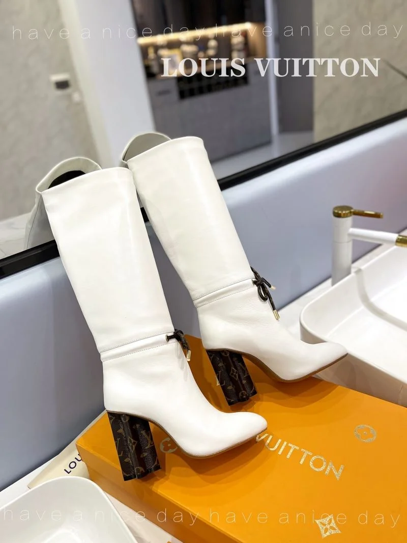 Bold Louis Vuitton Boots 32414