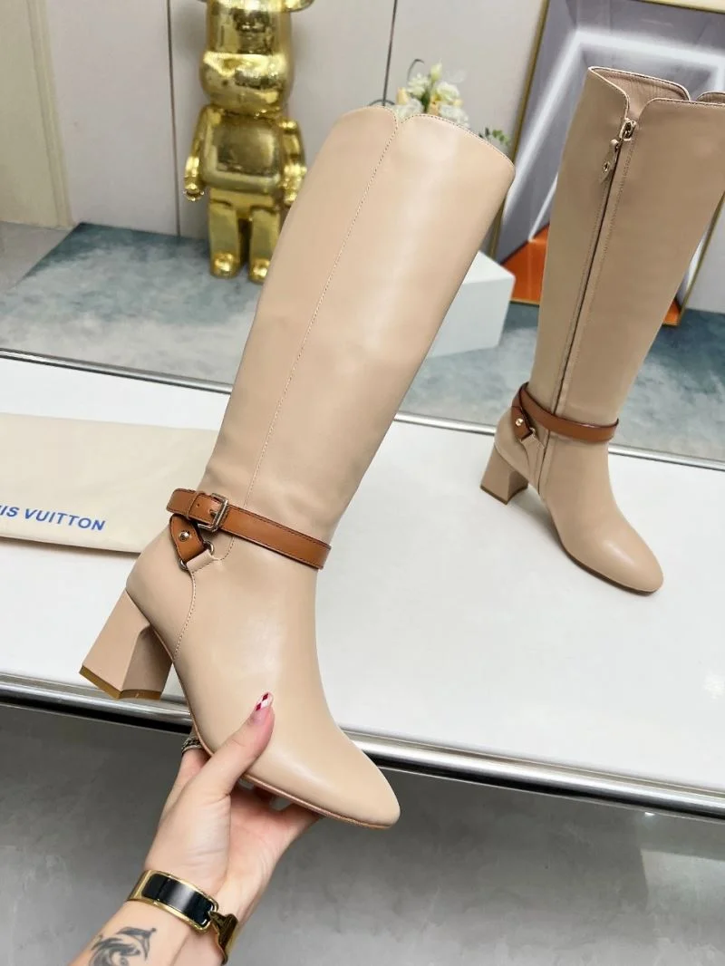 Sporty Louis Vuitton Boots 32409
