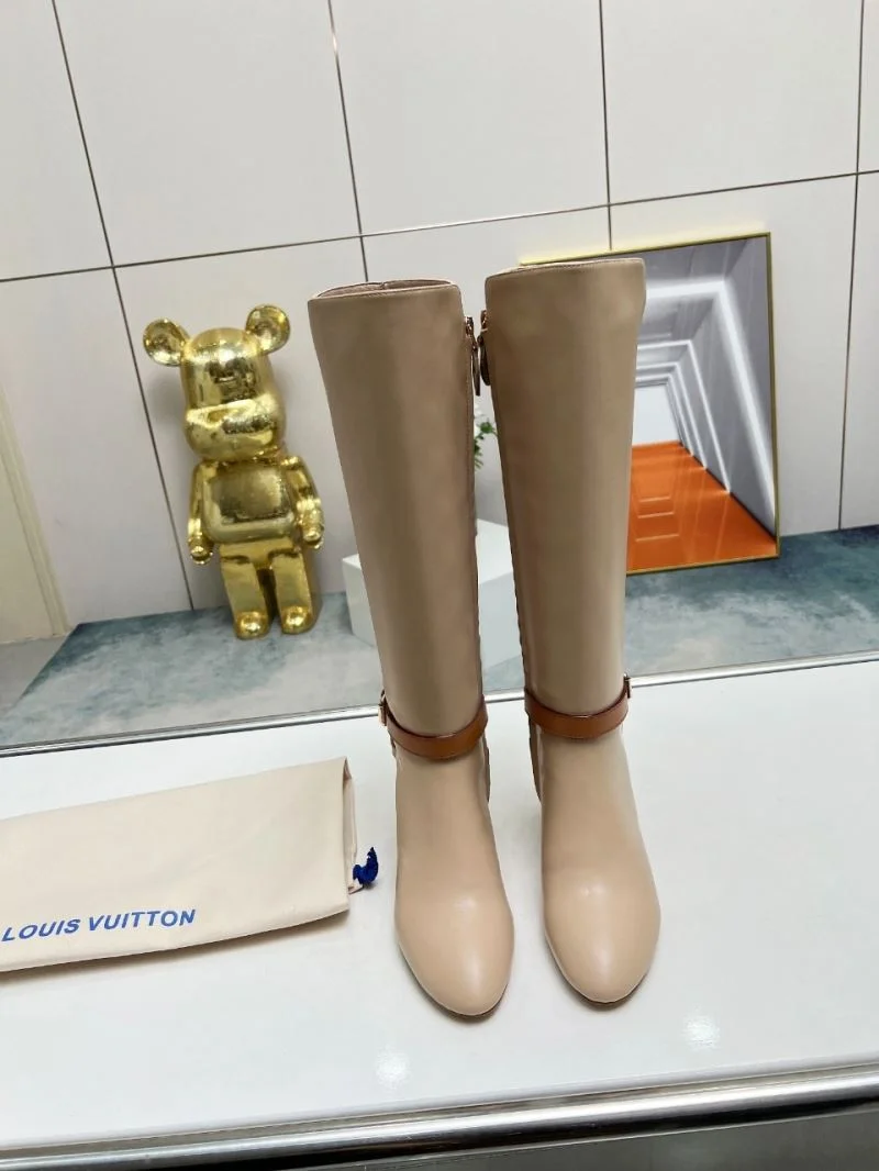Sporty Louis Vuitton Boots 32409