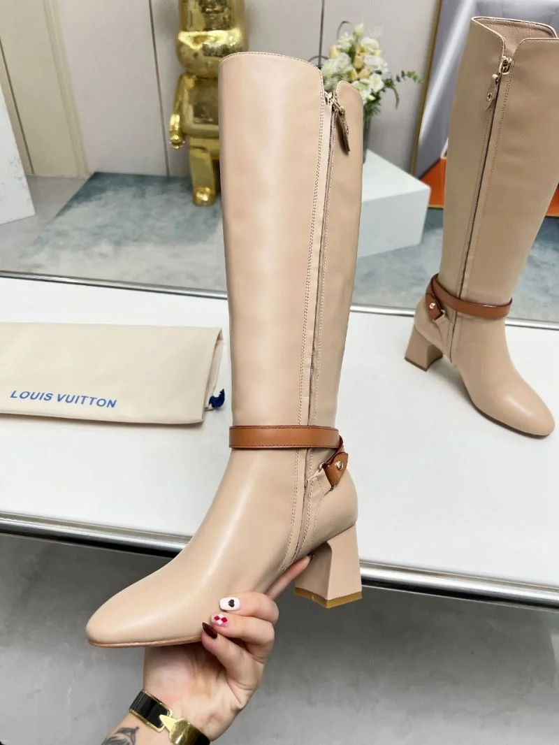 Sporty Louis Vuitton Boots 32409