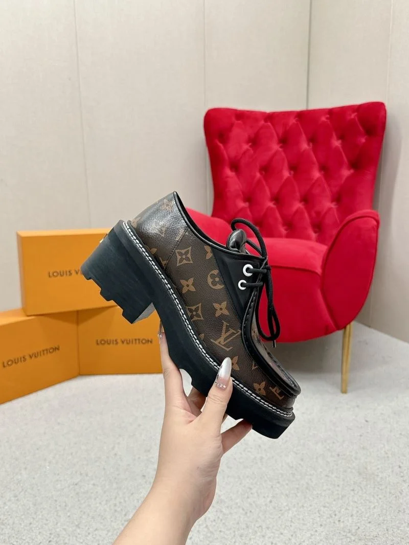 Louis Vuitton Boots Classic 33343
