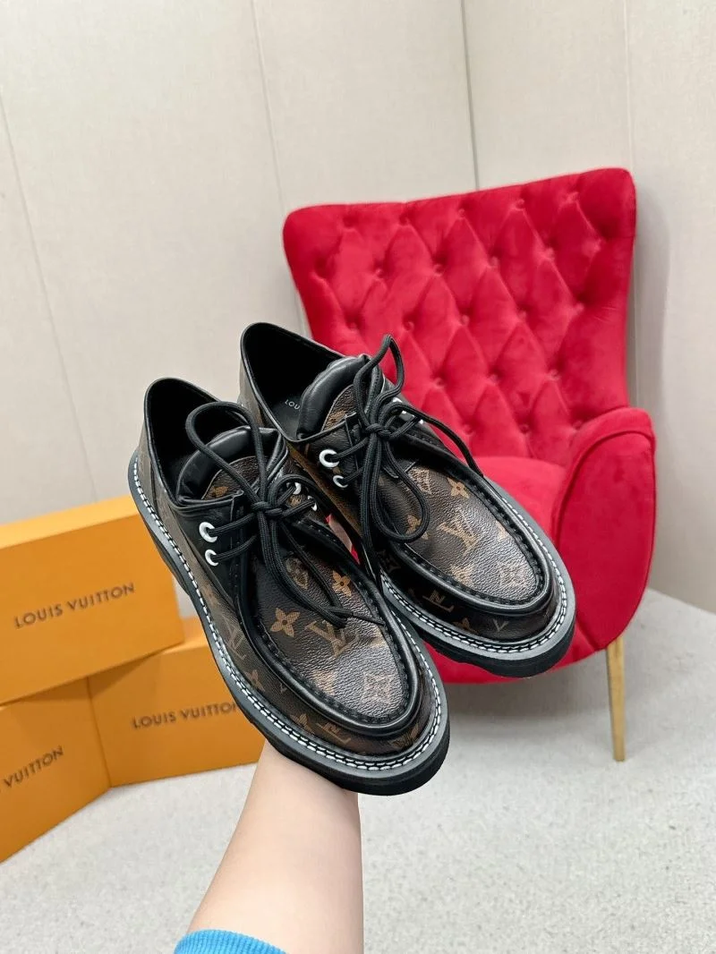 Louis Vuitton Boots Classic 33343
