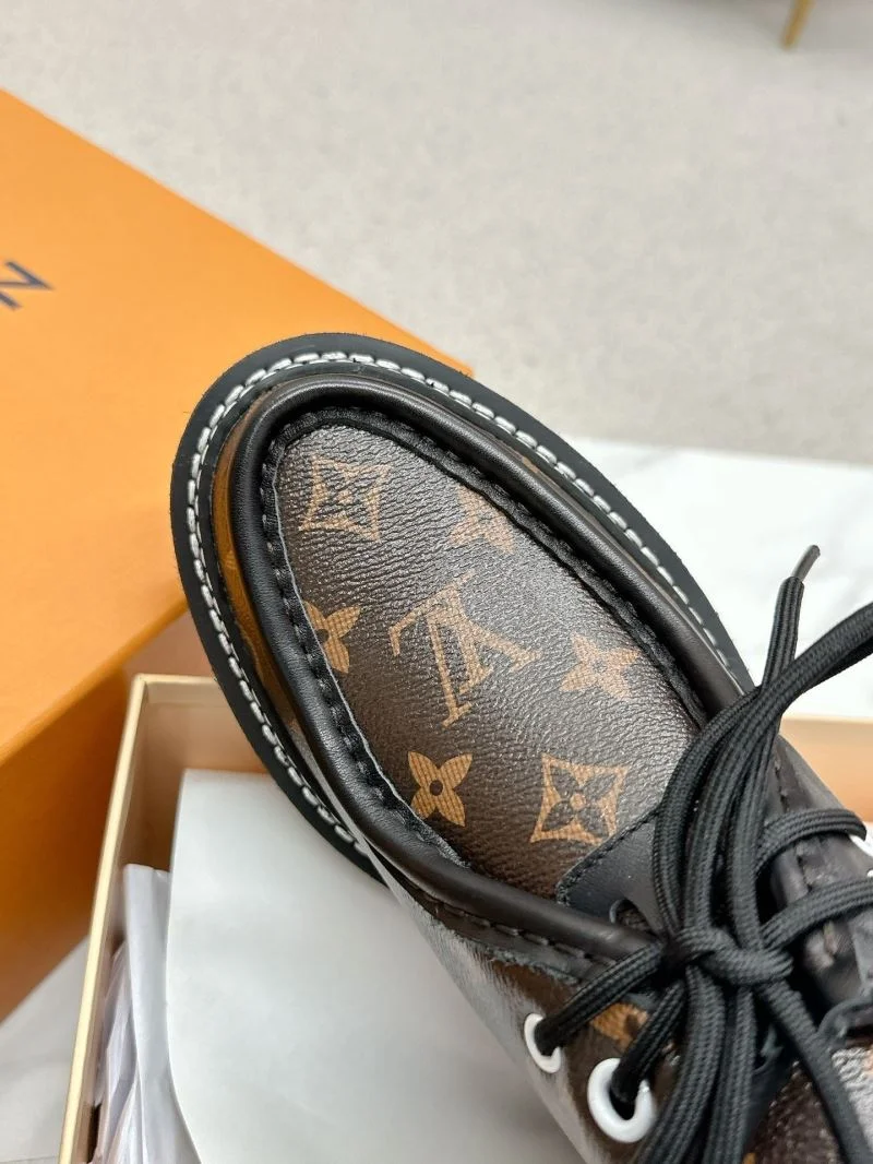 Louis Vuitton Boots Classic 33343