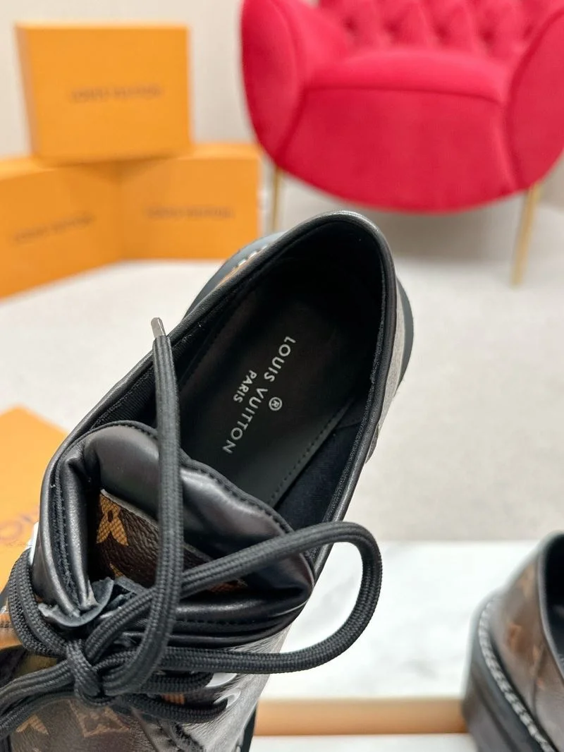 Louis Vuitton Boots Classic 33343
