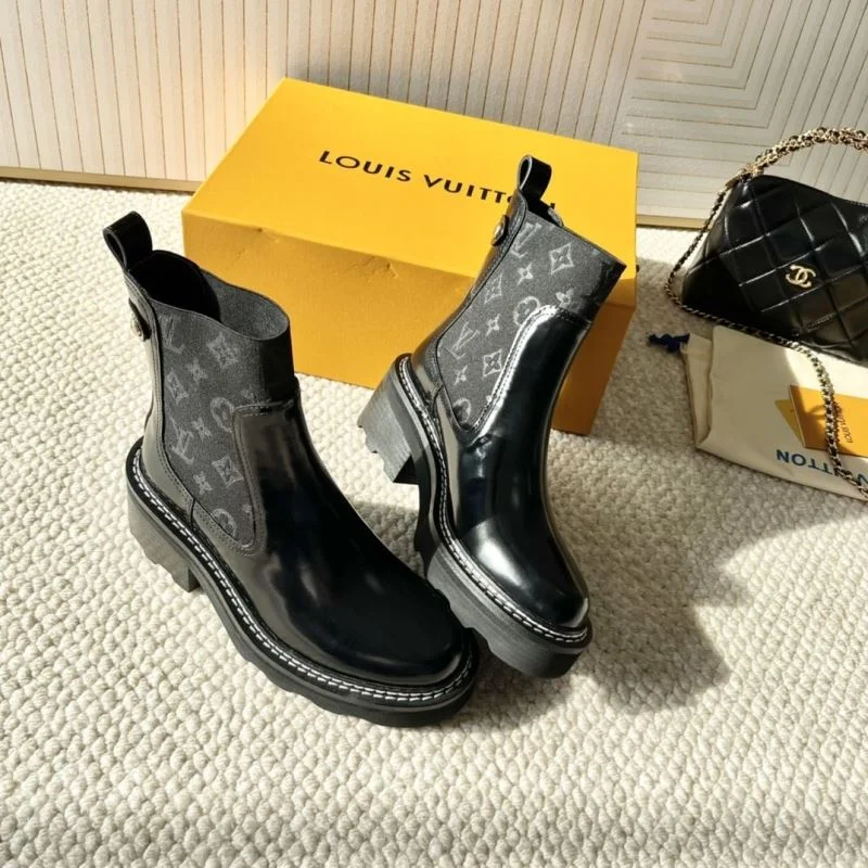 Louis Vuitton Boots WaterResistant 33336