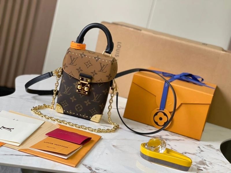 Louis Vuitton Box Bags Minimalist 93659