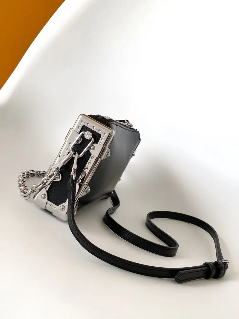 Classic Louis Vuitton Box Bags 43400