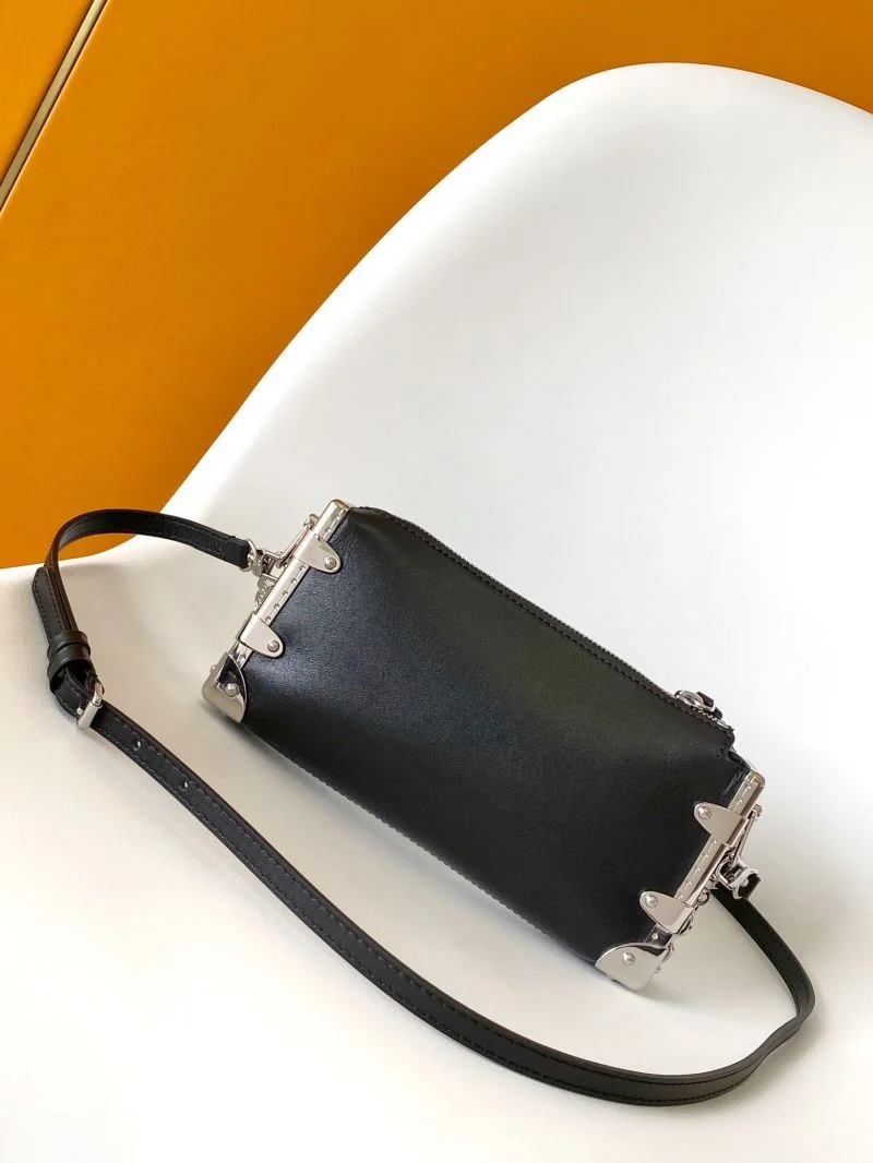 Classic Louis Vuitton Box Bags 43400