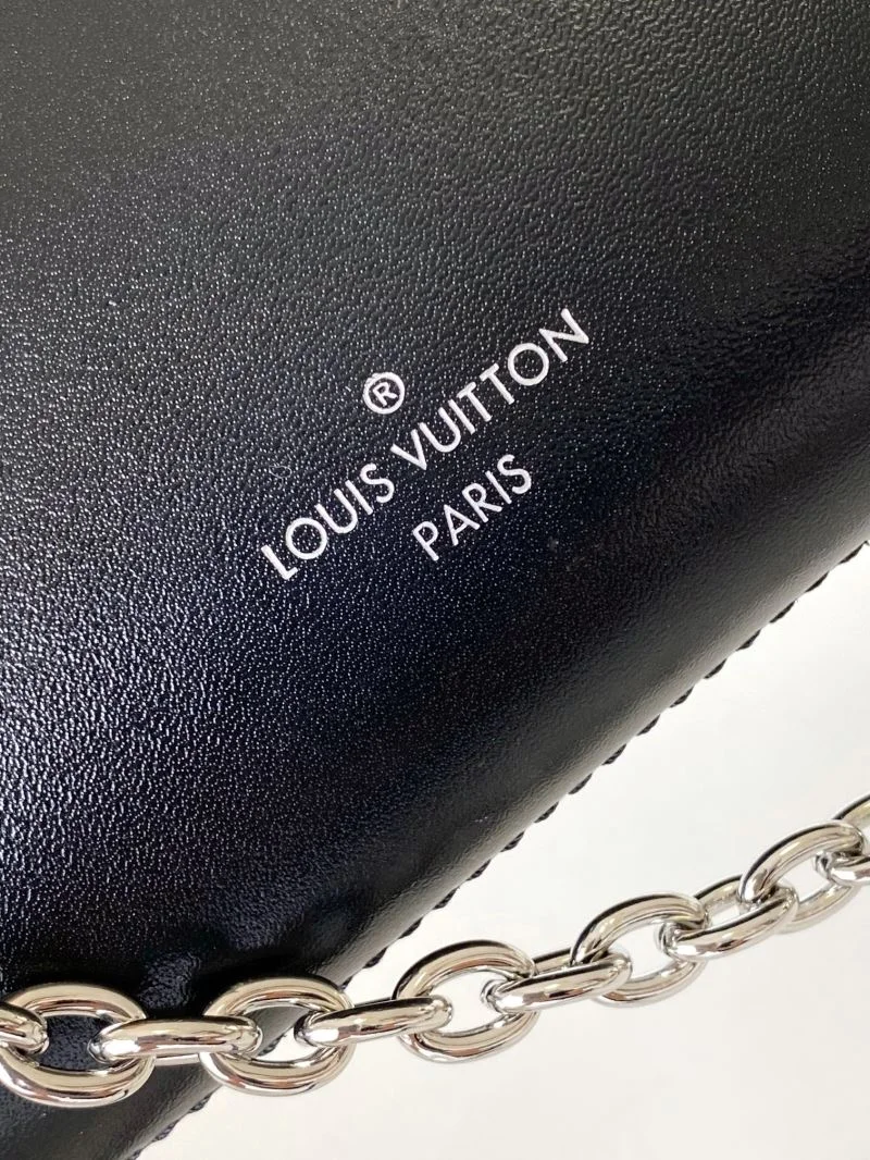 Classic Louis Vuitton Box Bags 43400