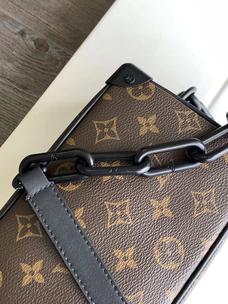Tailored Louis Vuitton Box Bags 43121