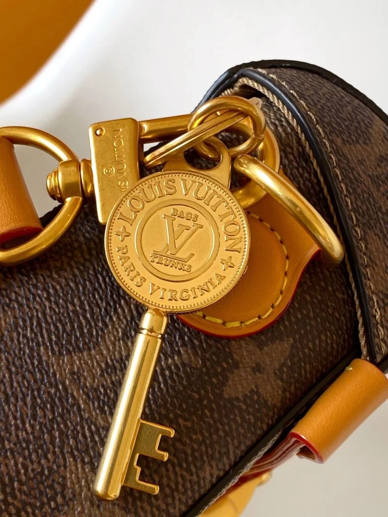 WellDesigned Louis Vuitton Box Bags 43163