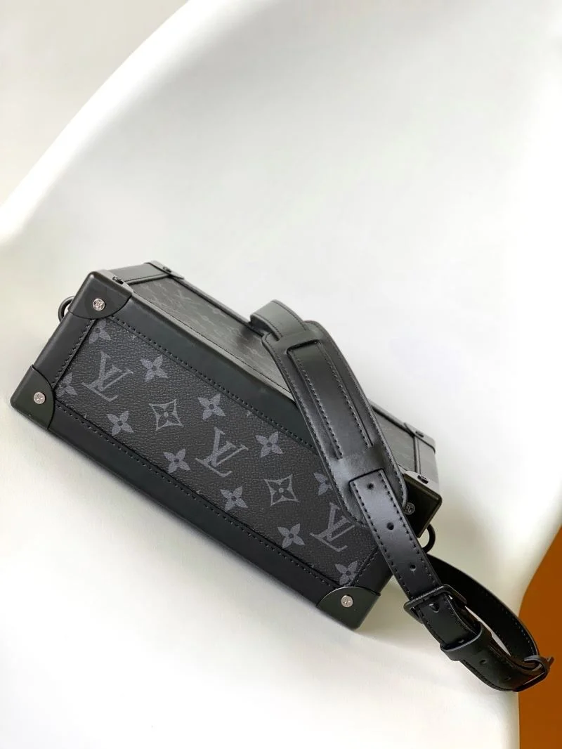 Breathable Louis Vuitton Box Bags 43044