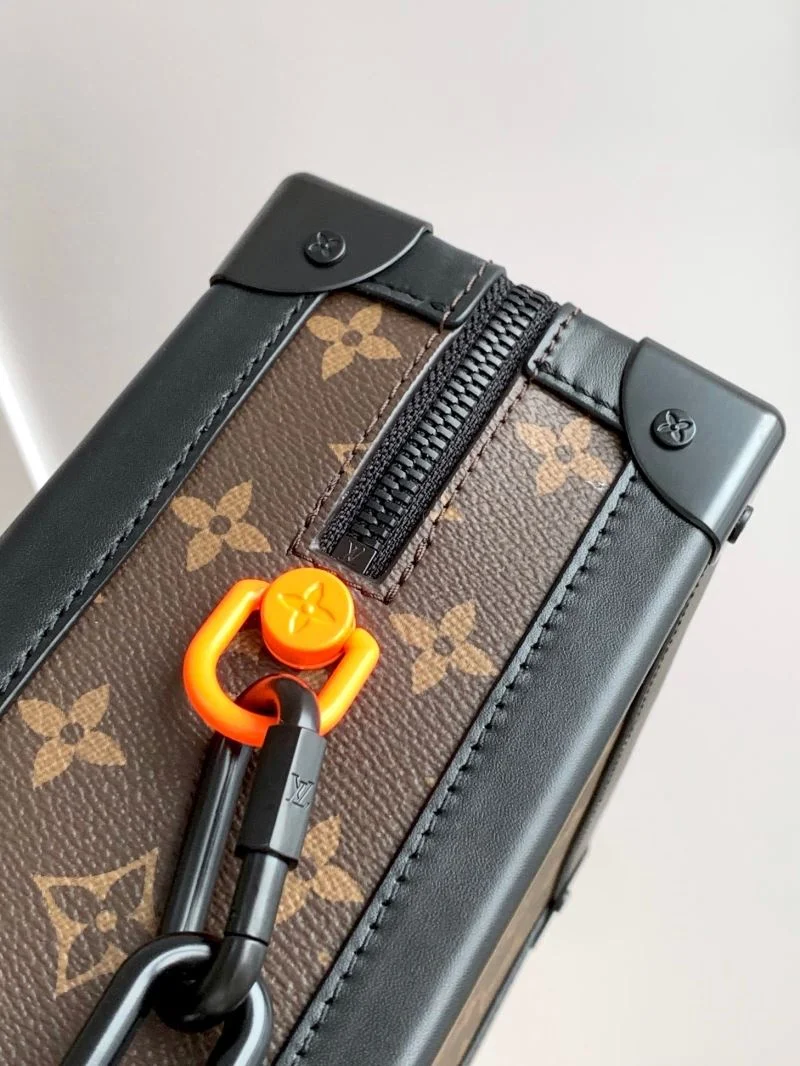 Flexible Louis Vuitton Box Bags 43050