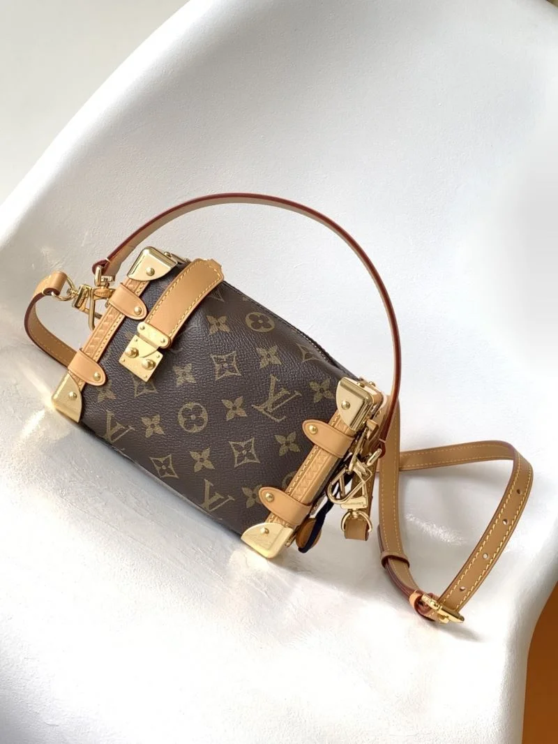 Lightweight Louis Vuitton Box Bags 43038