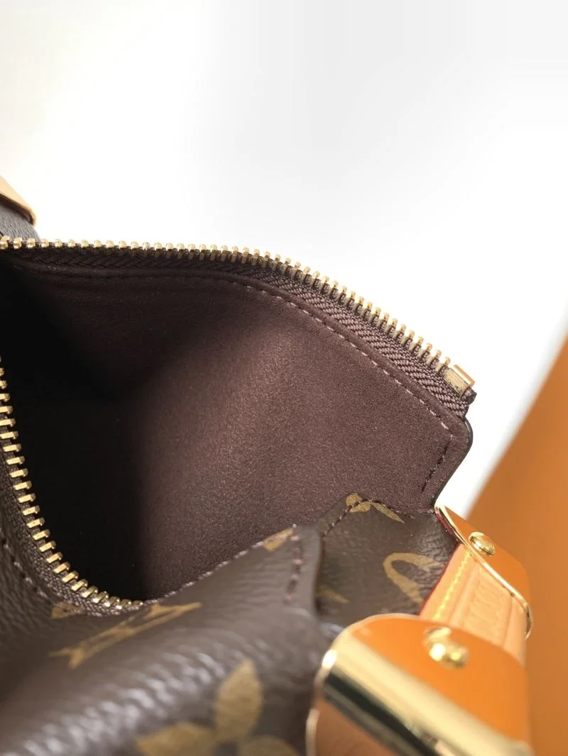 Lightweight Louis Vuitton Box Bags 43038