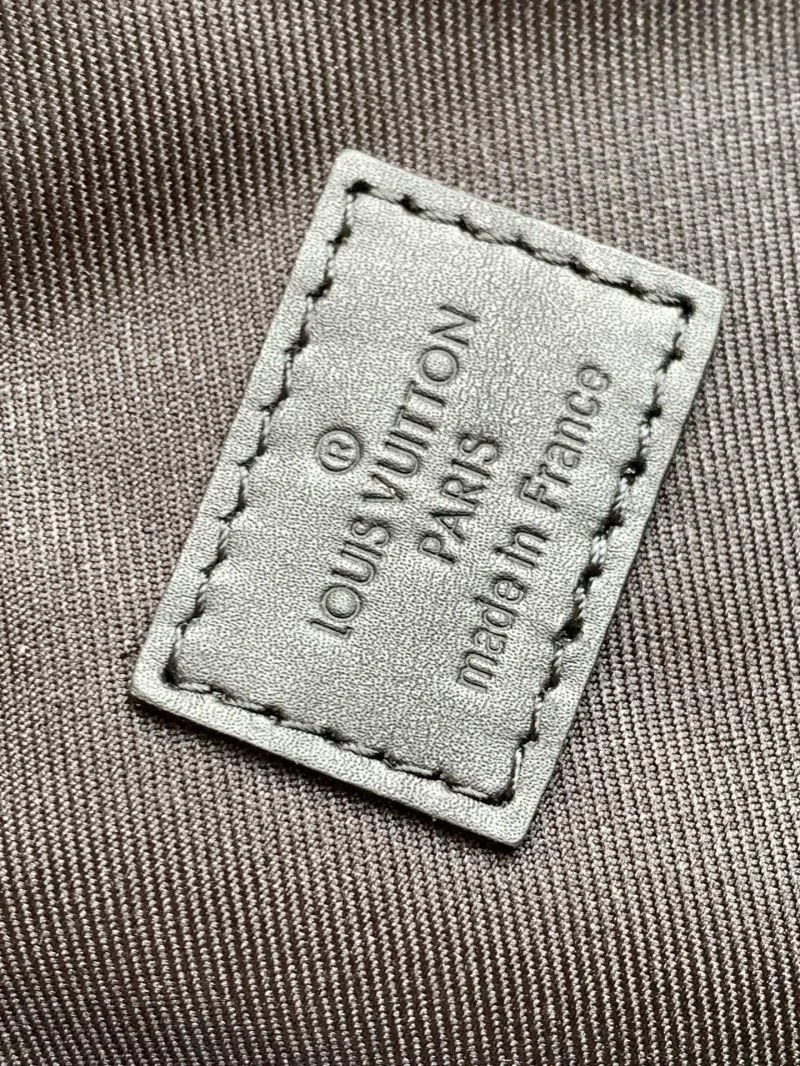 Louis Vuitton Box Bags WeatherProof 42002