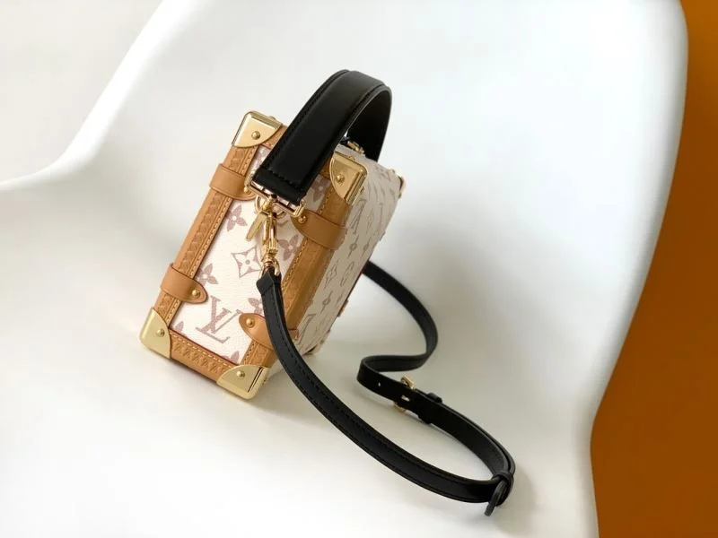 Versatile Louis Vuitton Box Bags 42007