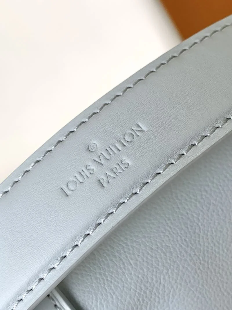 WellDesigned Louis Vuitton Box Bags 41994