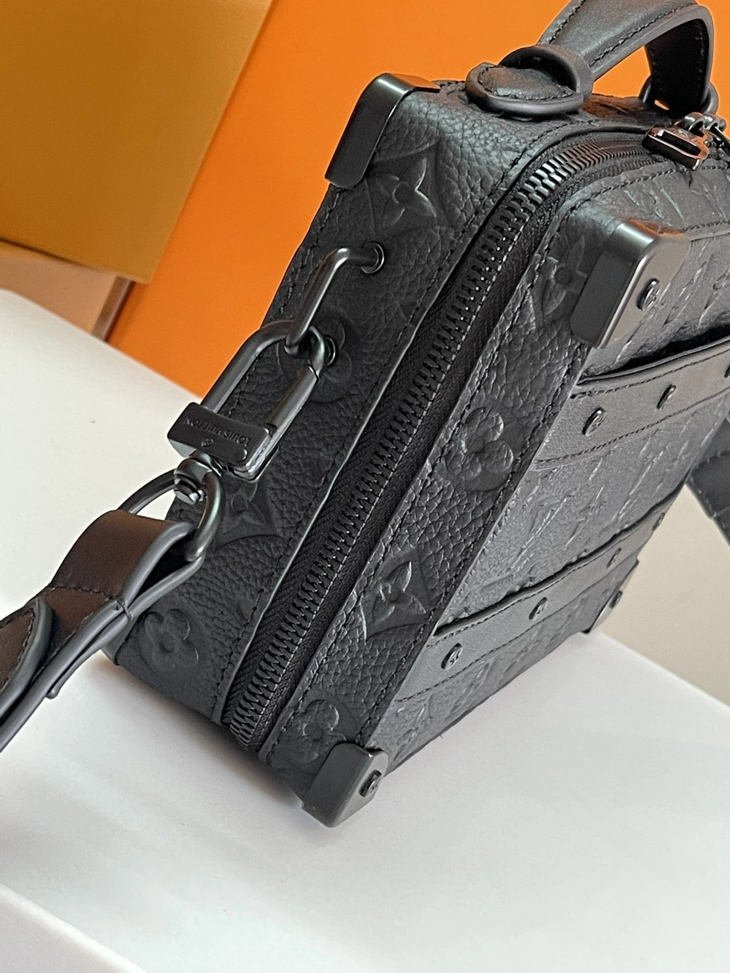 MultiPurpose Louis Vuitton Box Bags 91826