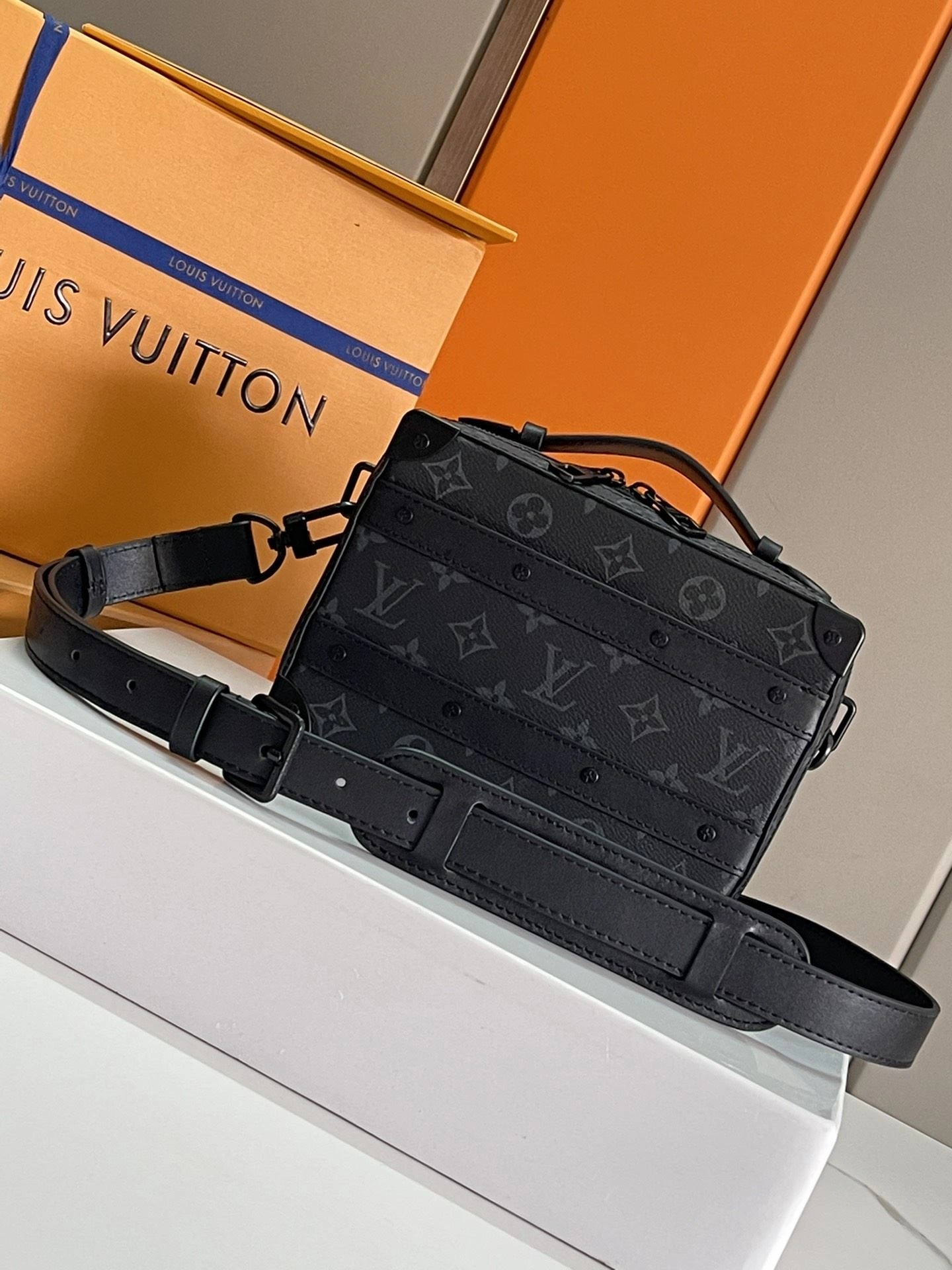 EyeCatching Louis Vuitton Box Bags 91824