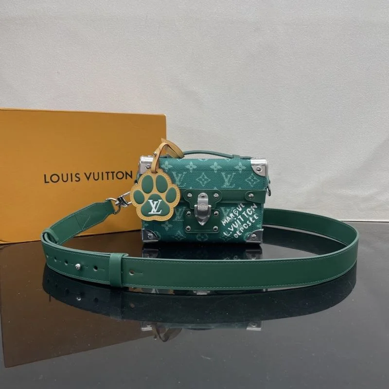 Snug Louis Vuitton Box Bags 41808