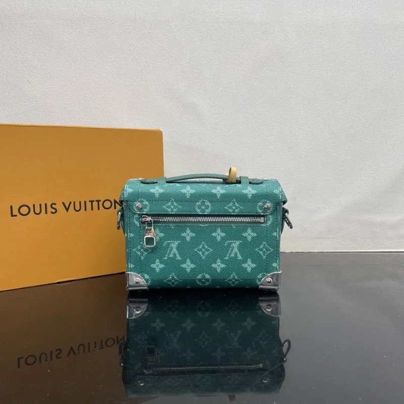 Snug Louis Vuitton Box Bags 41808