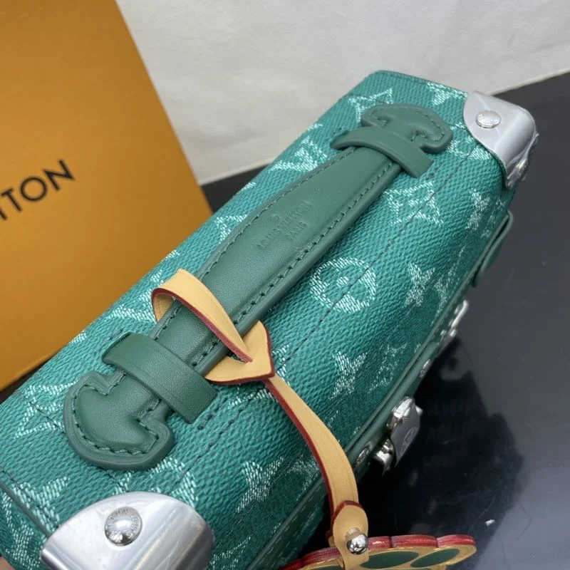 Snug Louis Vuitton Box Bags 41808