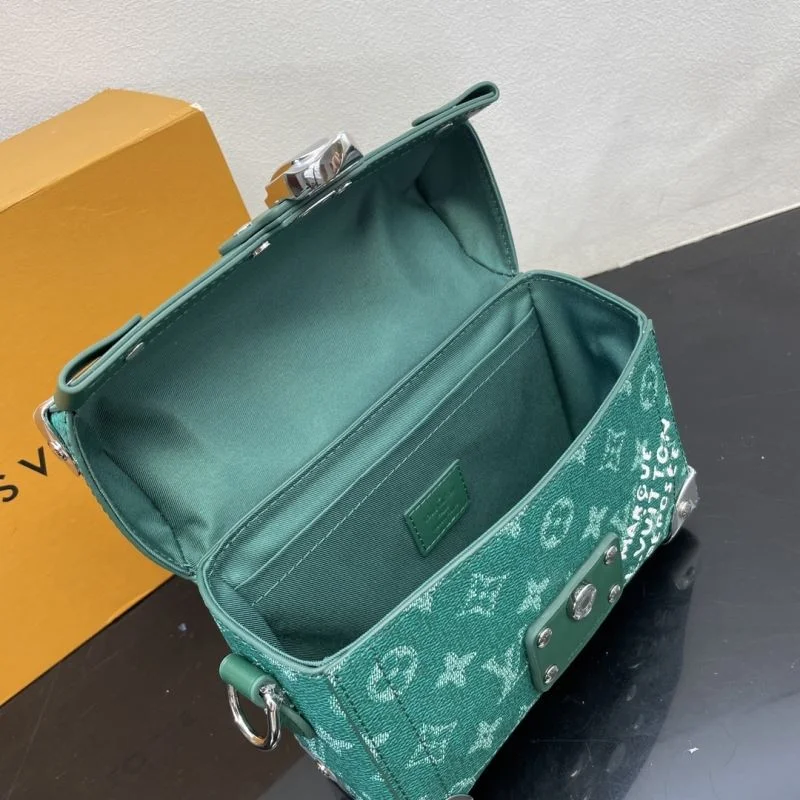 Snug Louis Vuitton Box Bags 41808