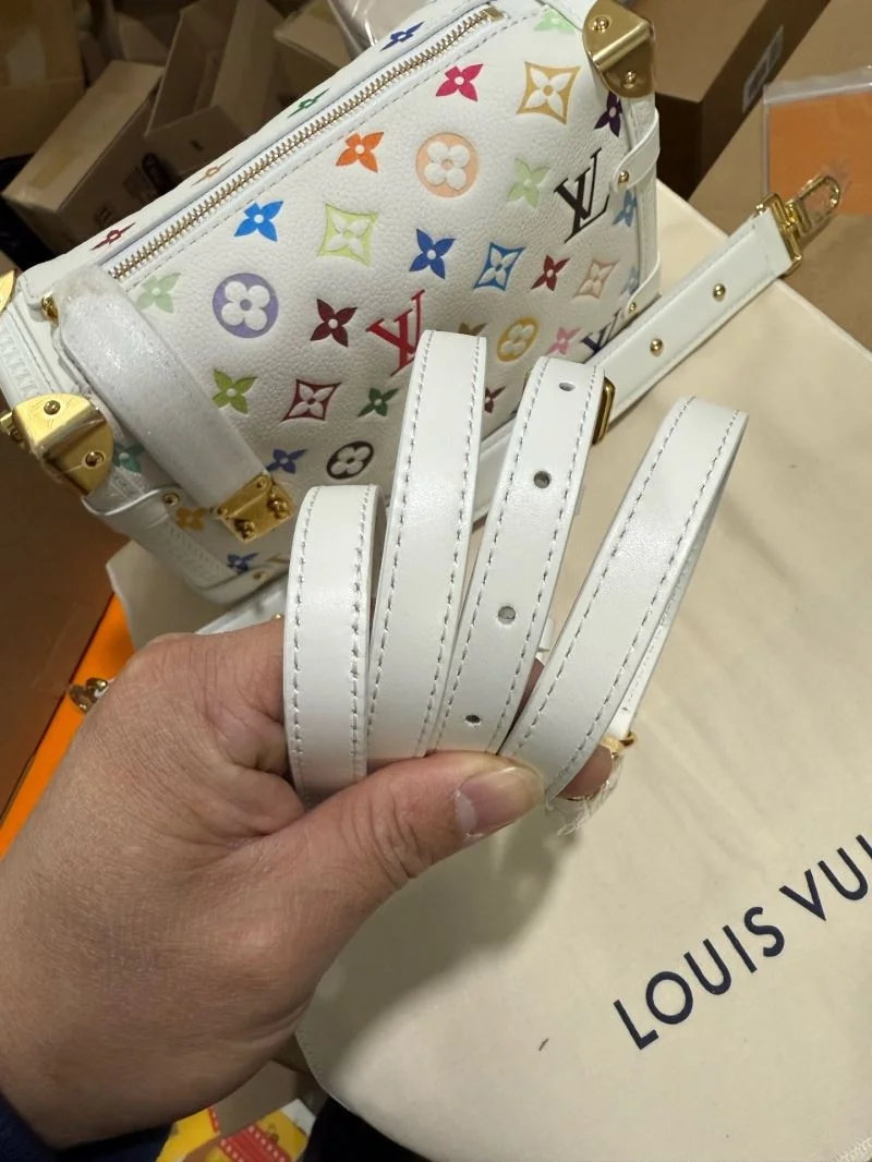 Thermal Louis Vuitton Box Bags 41418