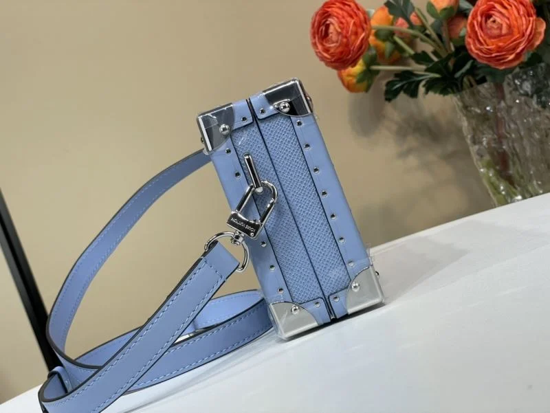 SmoothTexture Louis Vuitton Box Bags 40769