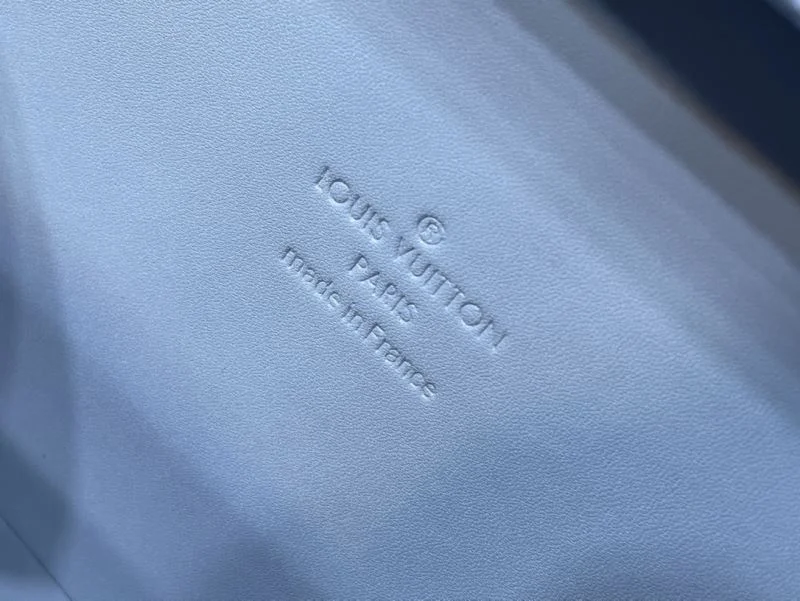 SmoothTexture Louis Vuitton Box Bags 40769