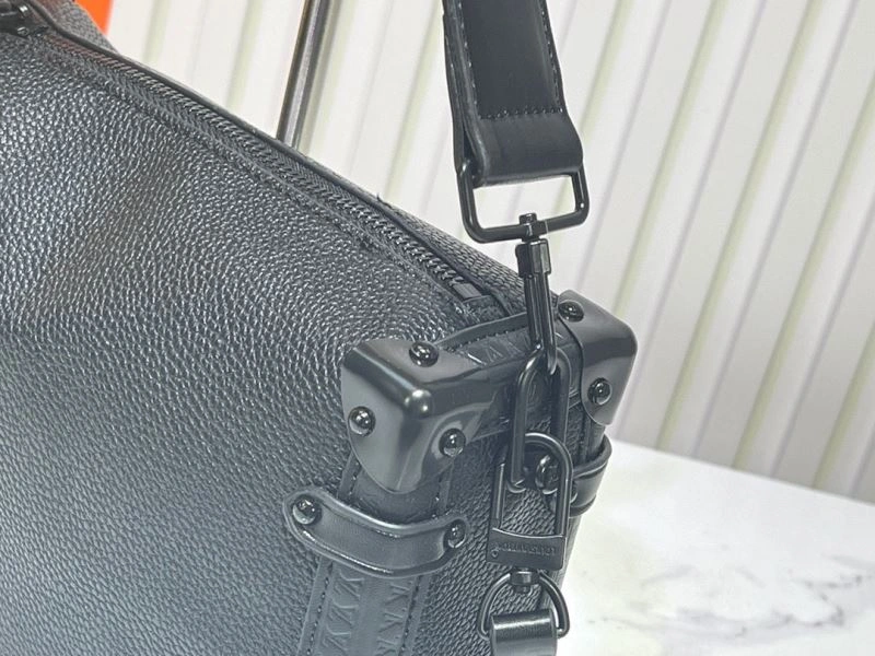 ComfortFit Louis Vuitton Box Bags 79894