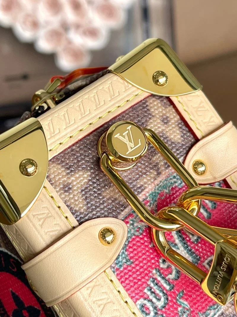 Louis Vuitton Box Bags Trendsetting 40156